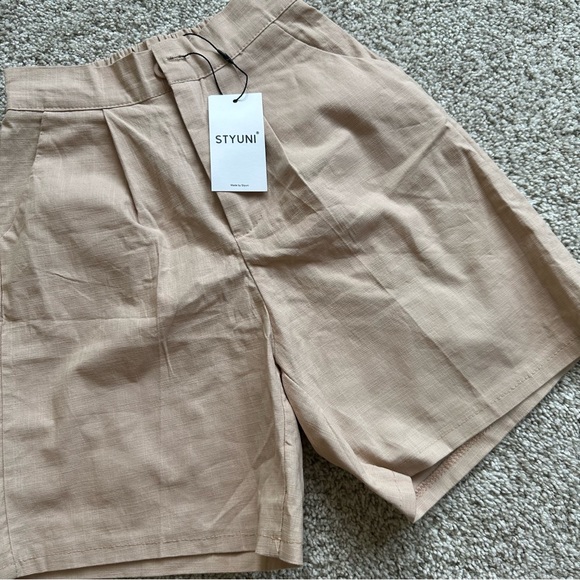 Linen Shorts - Picture 5 of 5
